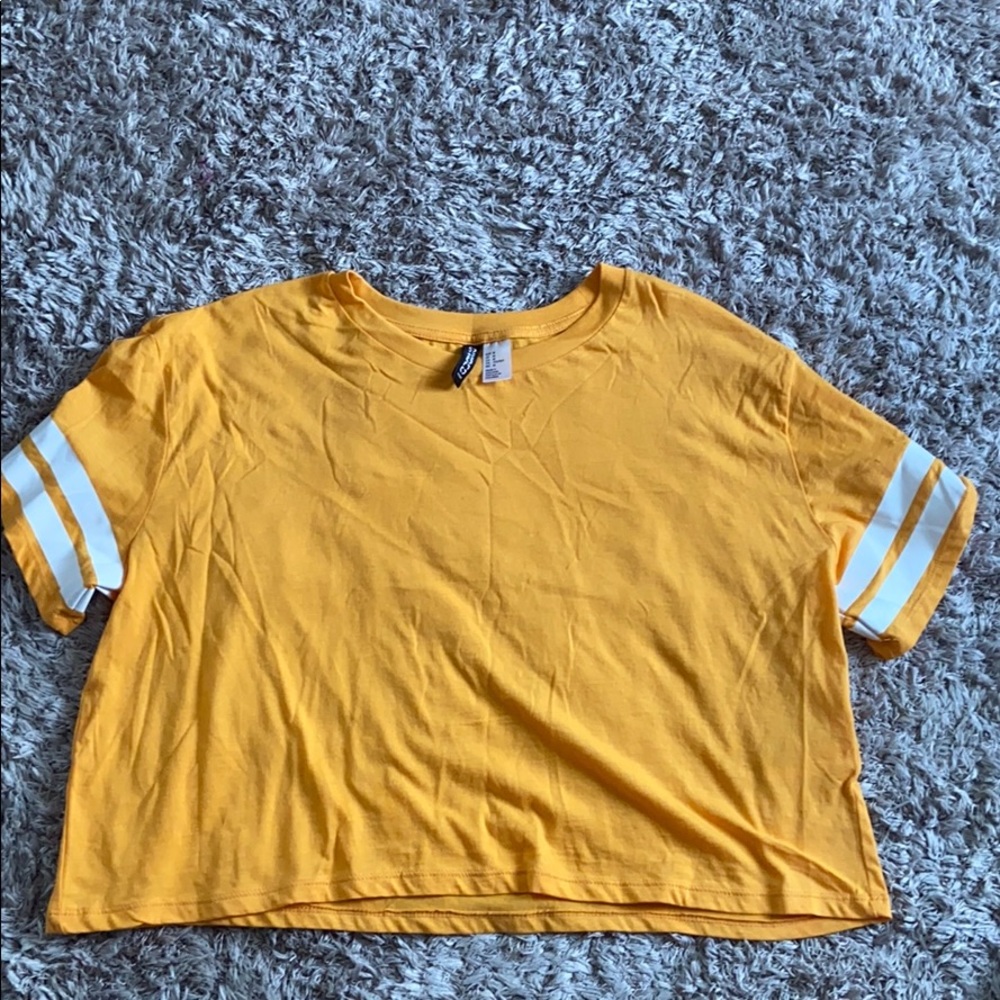 h&m mustard yellow crop top